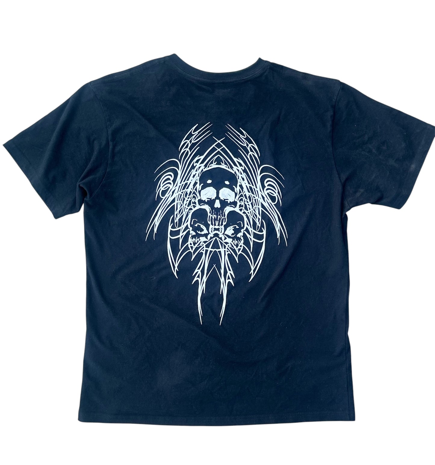 Black t shirt