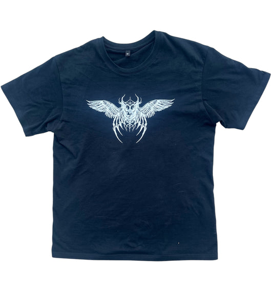 Black t shirt